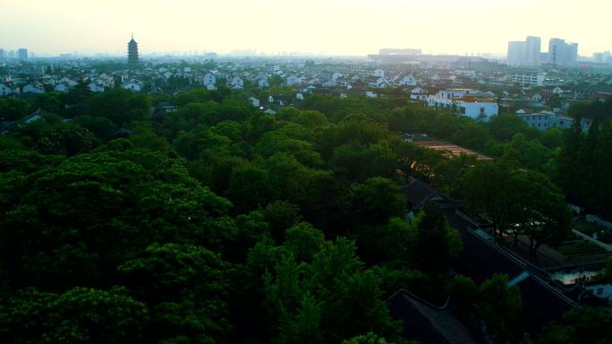 航拍夏季苏州拙政园园林借景报恩寺塔北寺塔