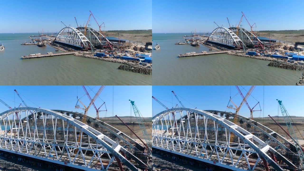 正在建造的克里米亚大桥的拱门。修建横跨刻赤海峡的桥梁。