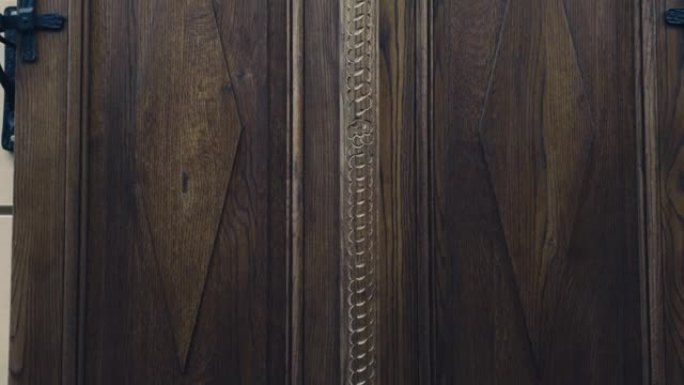 老式木门。复古背景特写。