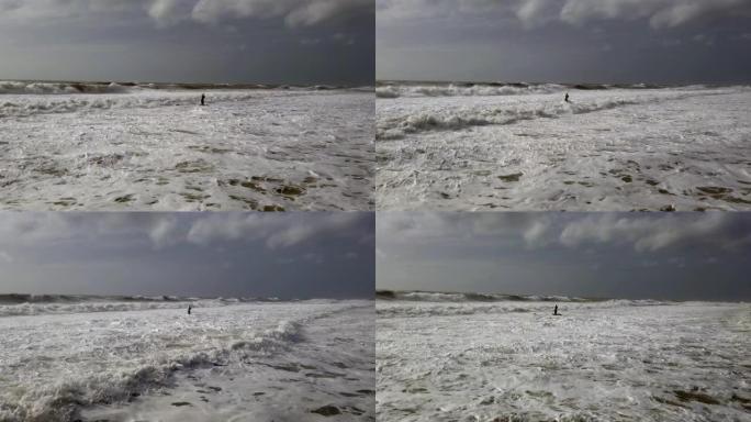 强烈的飓风和强烈的泡沫风暴袭击了海王星的雕像废墟