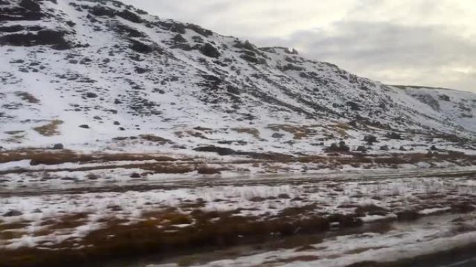 驾车穿越冰冻的冰岛