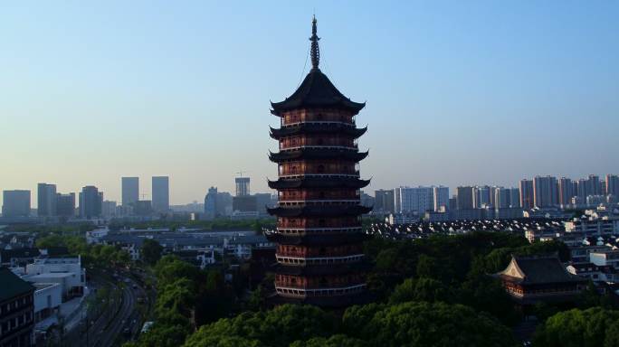 航拍苏州报恩寺塔 车流日落 逆光剪影