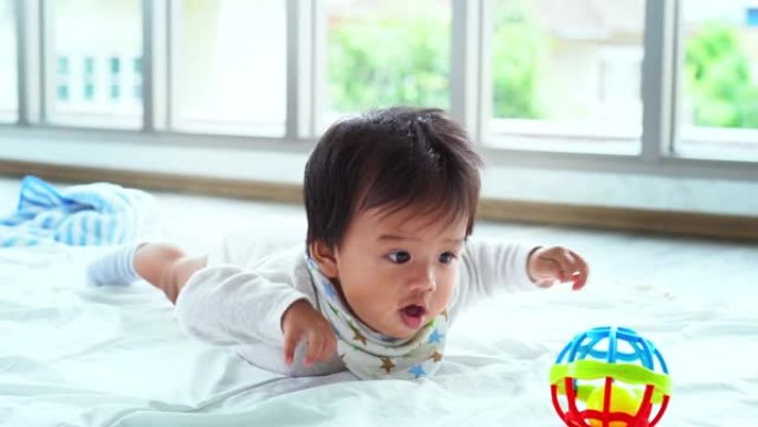 亚洲婴儿倾向于在房子里爬行