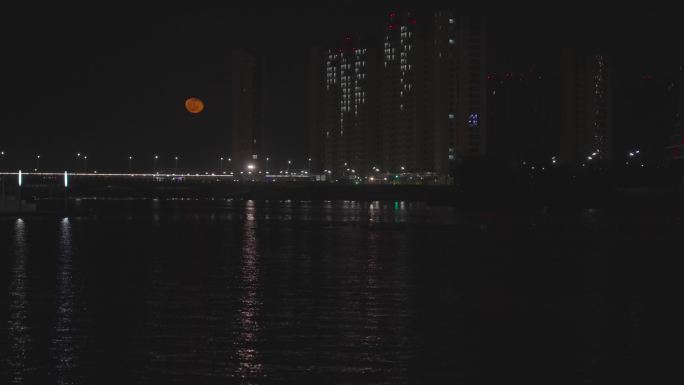 城市升明月