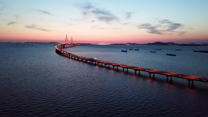 鸟瞰图视频4k。韩国仁川大桥的日落