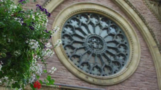 圣詹姆斯联合教堂的玫瑰窗