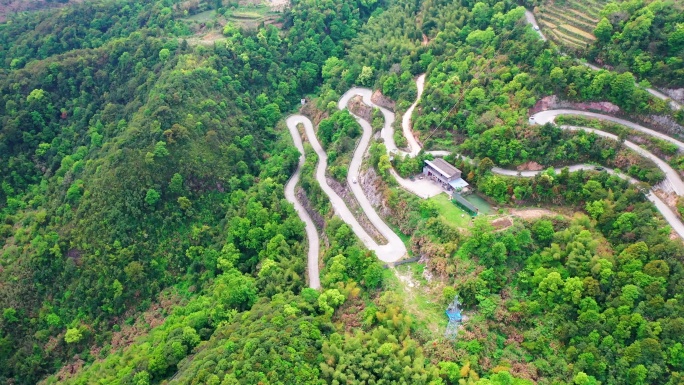 温岭去太湖山看杜鹃的盘山公路航拍视频素材