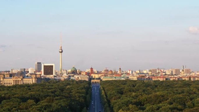 柏林天际线与蒂尔加滕公园在夏天