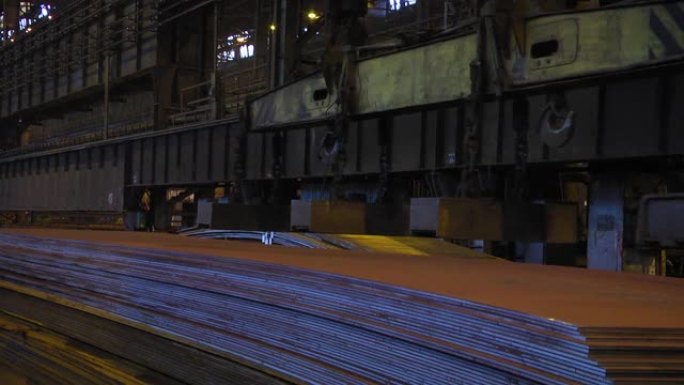 冶金厂的平板轧机。