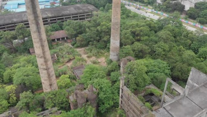 在中国建立废弃工厂的镜头。