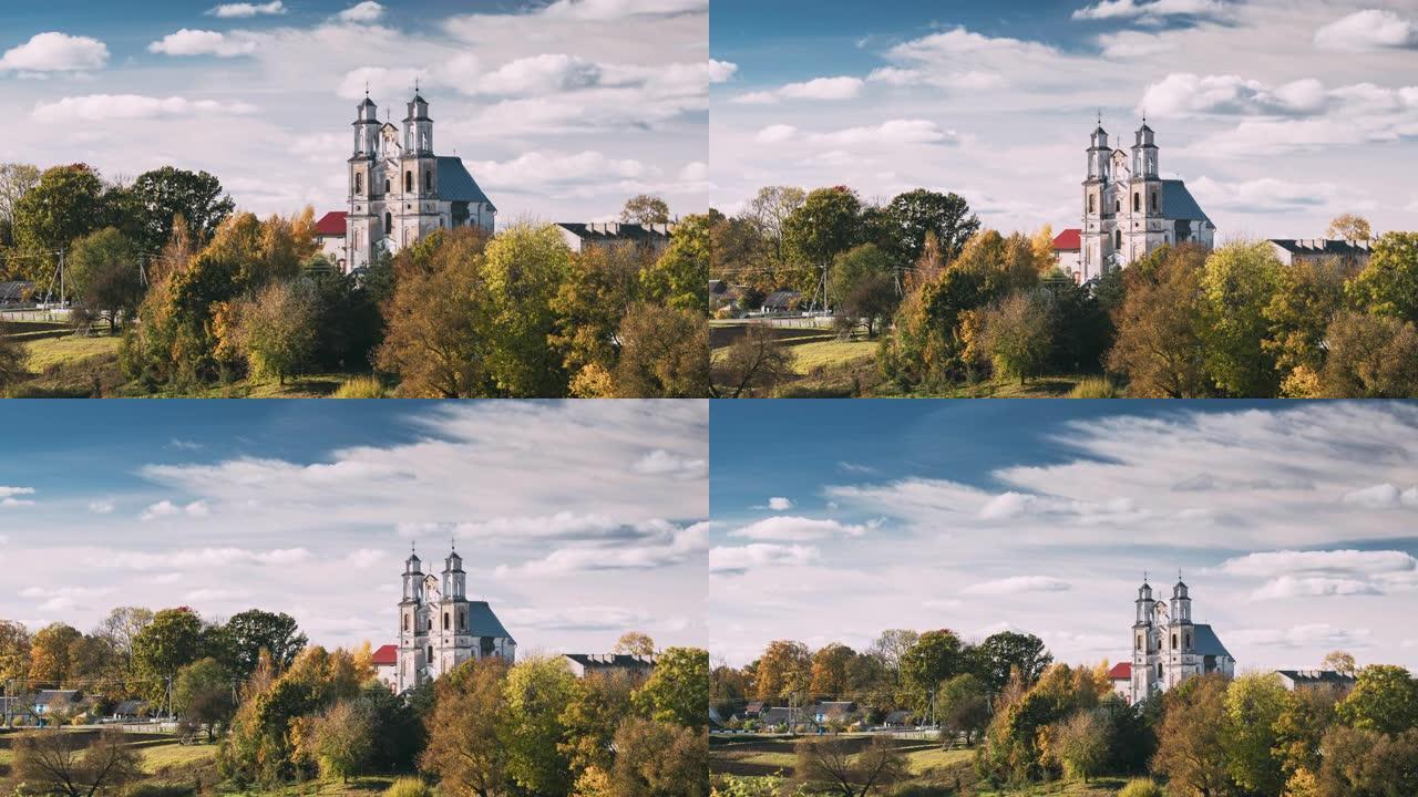 白俄罗斯维捷布斯克州日耳曼诺维基。晴天的上帝变身教堂