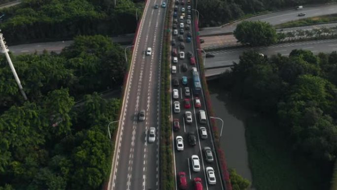 多级交通路口大塞车