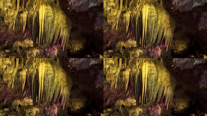 普罗米修斯洞穴是一个喀斯特洞穴