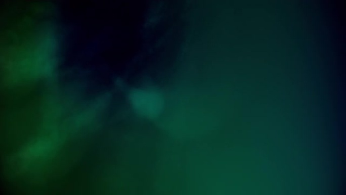 平滑，干净和抽象，循环渐变背景4k视频，适用于水下，海洋，天空，云，催眠，有机和童话概念-深蓝色绿色