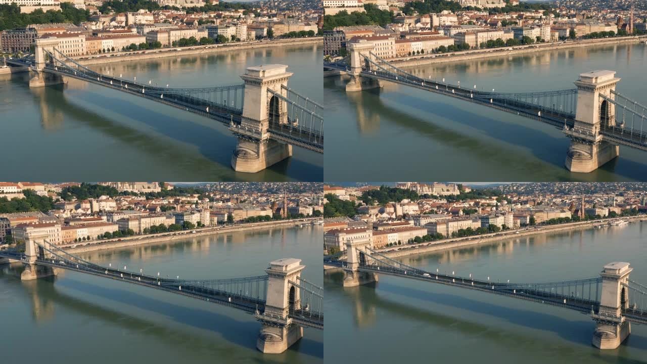 布达佩斯多瑙河上的链桥