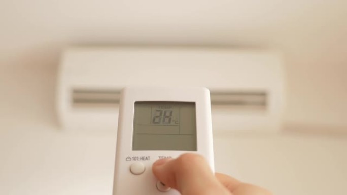空调遥控器4K通过改变温度来加热房间