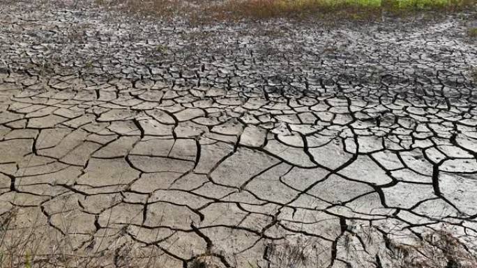 干旱降低了大坝的水位，全球预警和干旱的危险，