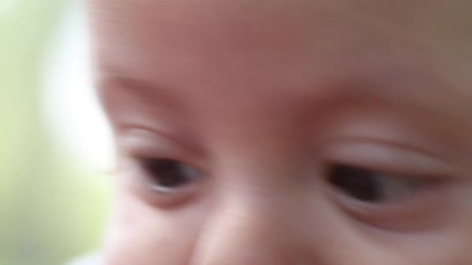 婴儿脸部眼睛的宏观特写
