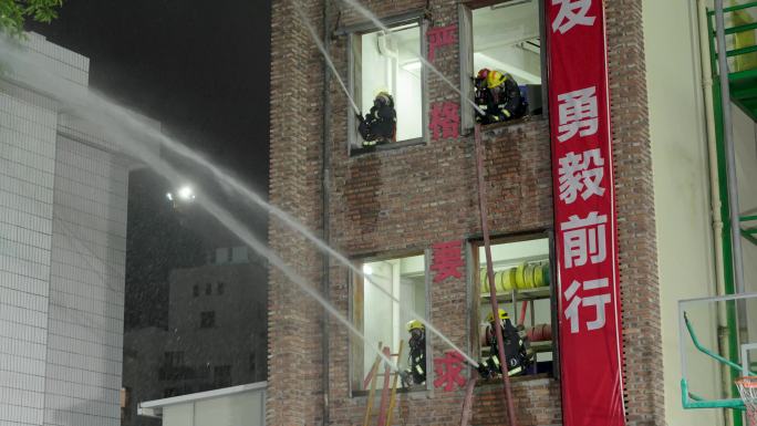 广东深圳消防火警喷水洒水