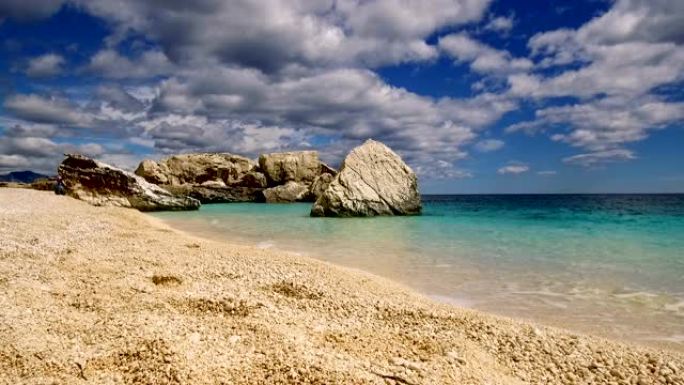 卡拉马里奥卢海滩-意大利-撒丁岛