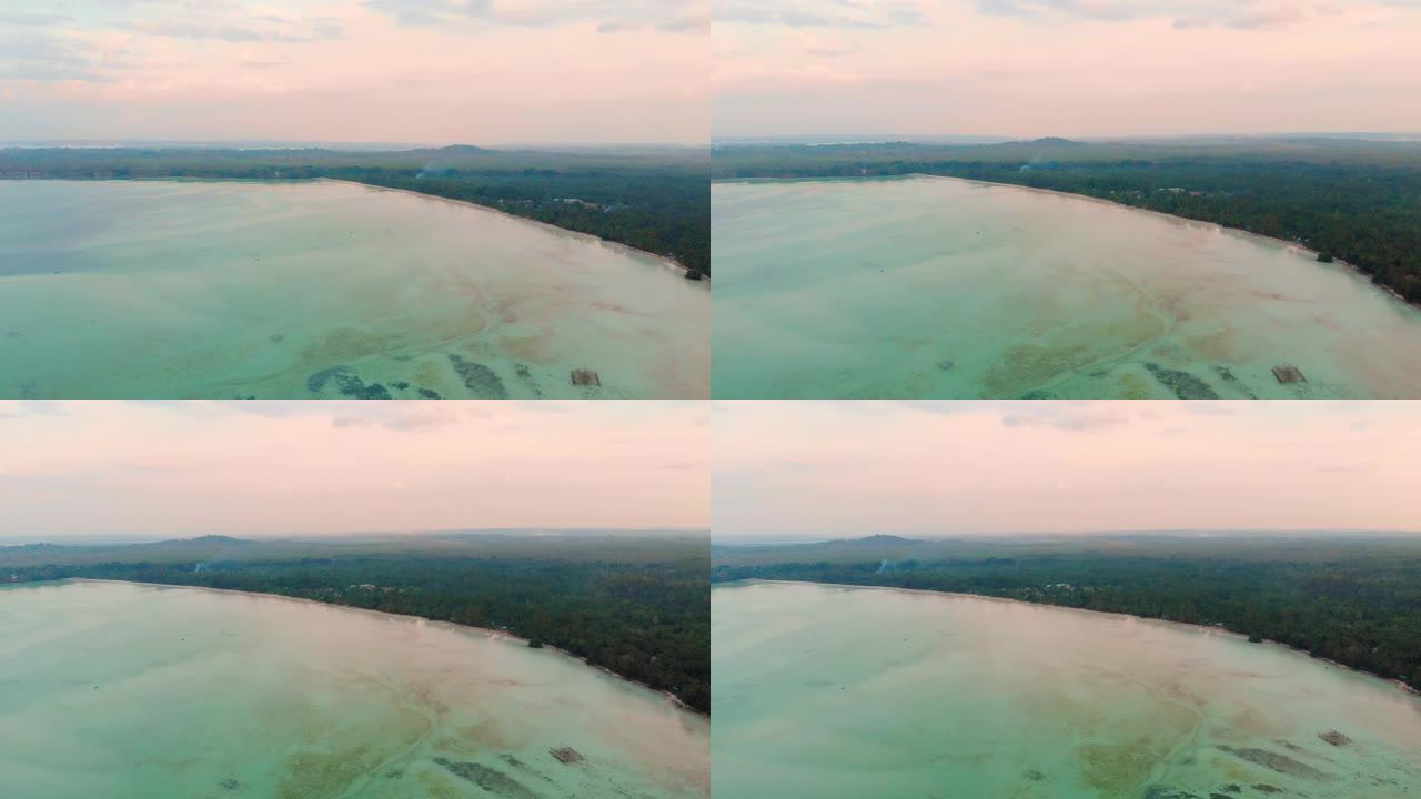 天线: 未受污染的海岸线海滩日落Kei群岛印度尼西亚马鲁古