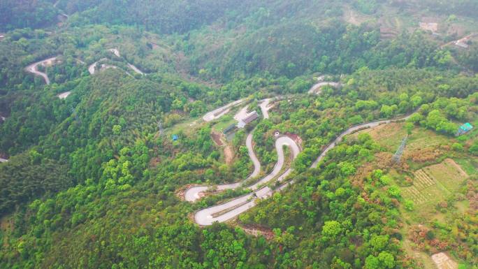 温岭去太湖山看杜鹃的盘山公路航拍视频素材