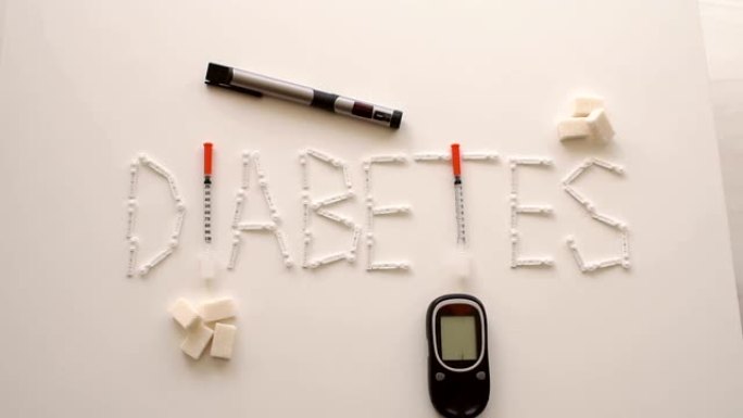 糖尿病这个词来自柳叶刀，胰岛素注射器，血糖仪和注射器笔。
