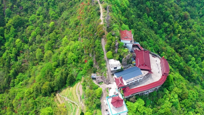 太湖山旁边的仰天斗，道观