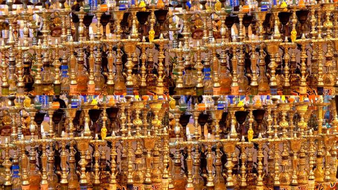埃及一家阿拉伯纪念品商店的陈列中出售各种水烟