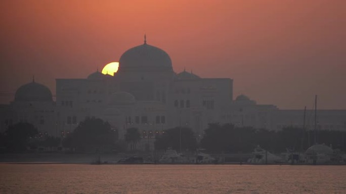 阿联酋总统府背后的日落