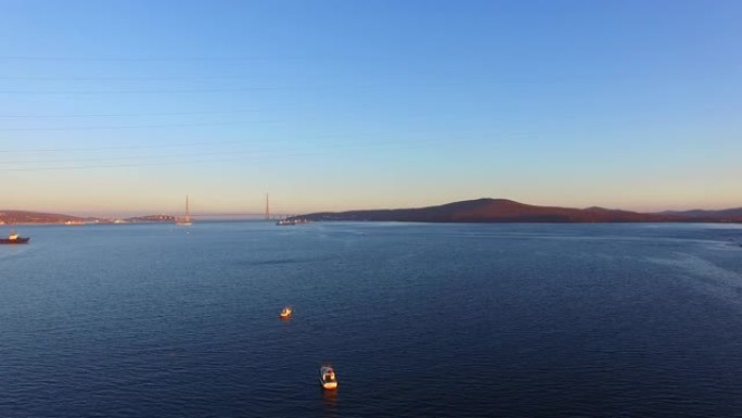 可以看到海湾和博斯普鲁斯海峡东部的海洋景观