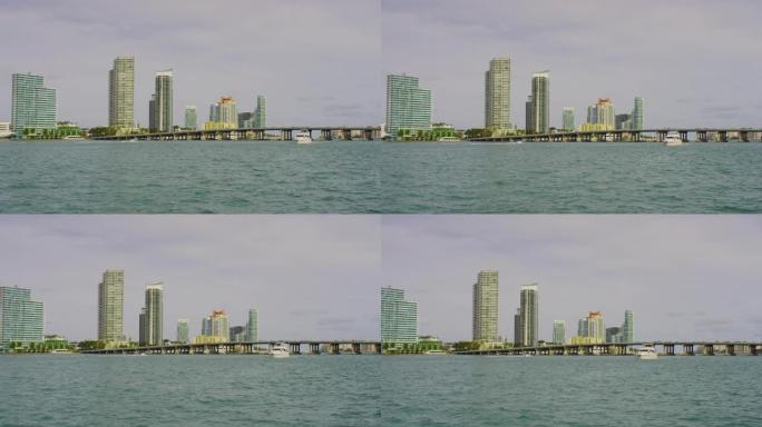 建筑物和迈阿密的麦克阿瑟堤道