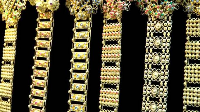 泰国古代风格的奢华黄金配饰与婚礼女性