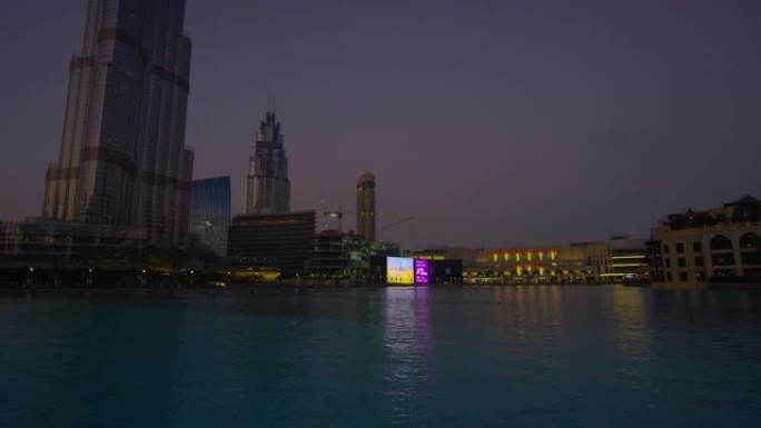 迪拜黄昏的哈利法塔湾