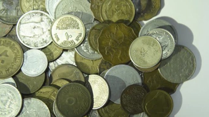 旧硬币和纸币