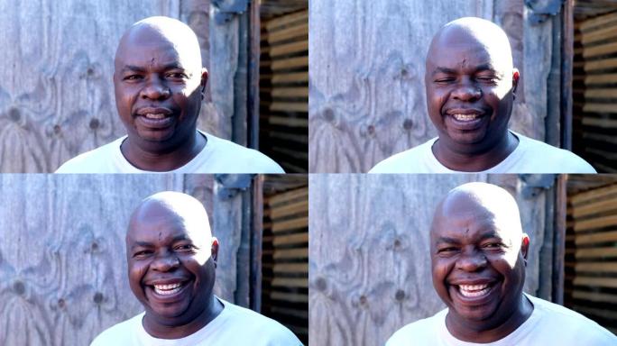非洲男子高兴又笑