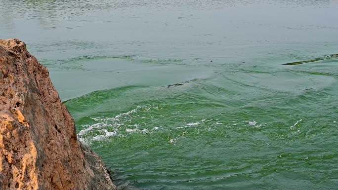 嘉陵江水向东流实拍视频