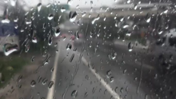 热带风暴Mun导致整个曼谷降雨