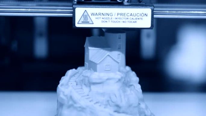 3D打印机工作。熔融沉积模型