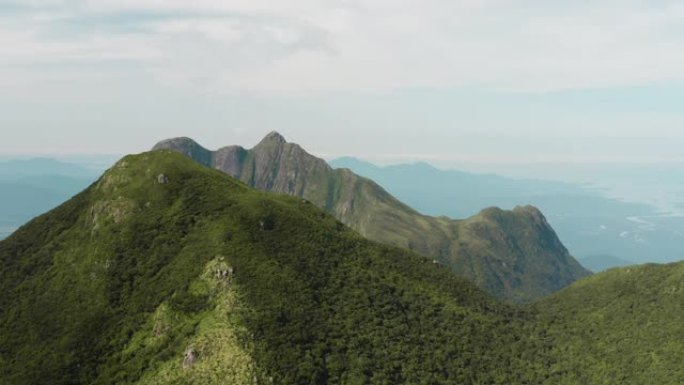最高的巴西雨林热带山脉，Pico Caratuva和Pico paran á