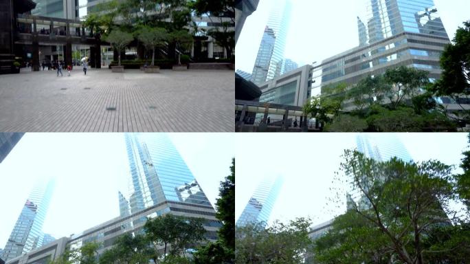 大城市中心的中央广场和摩天大楼-快速移动的镜头