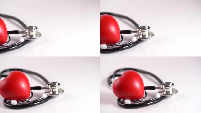 带听诊器的红心