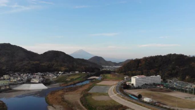 富士山从伊豆附近航拍 (4K)