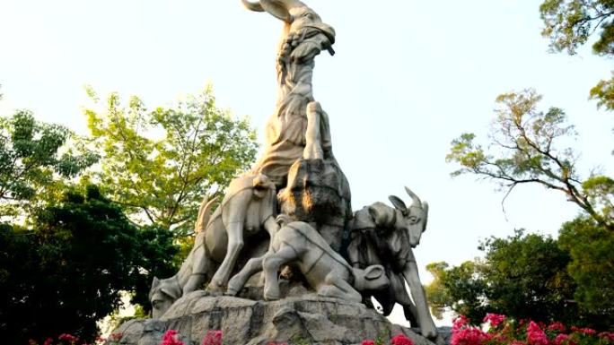 广州越秀公园五只山羊雕像的倾斜