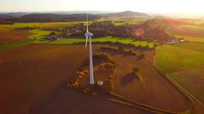 波西米亚西部风车周围的摄像机飞行。0,8 MW输出的风力涡轮机。风电主题。