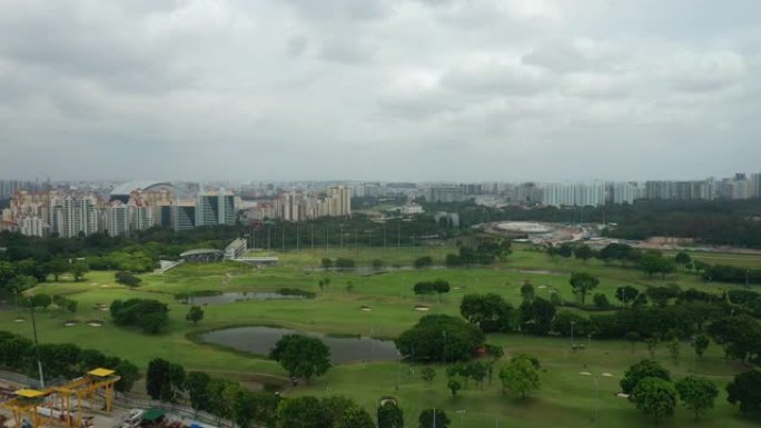 飞越新加坡城市高尔夫球场空中全景4k
