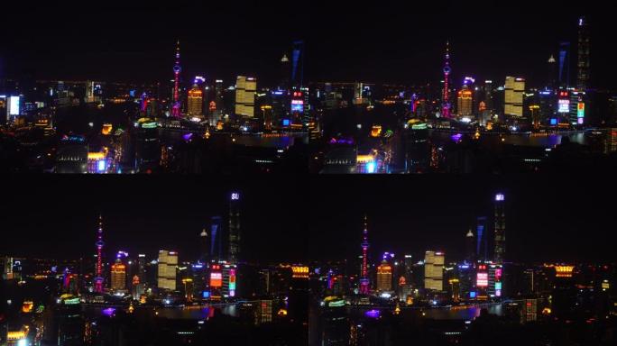 中国夜间上海市区天际线的景色