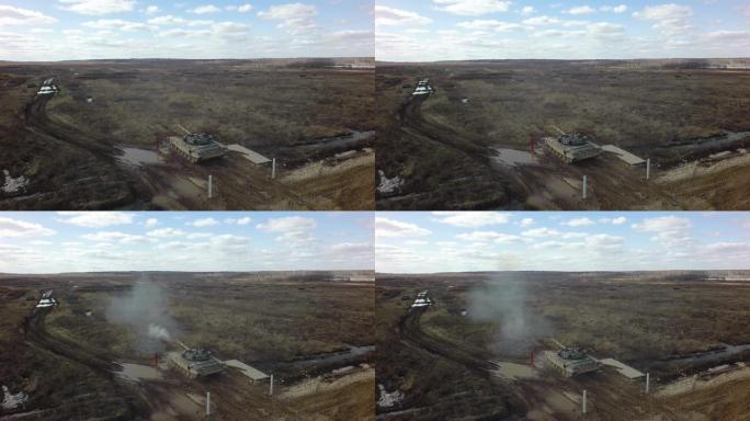 俄罗斯军事训练区坦克射击的鸟瞰图
