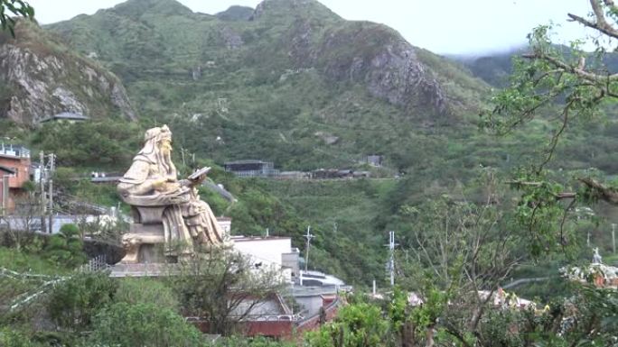 金瓜石附近原济寺的4K关羽雕像