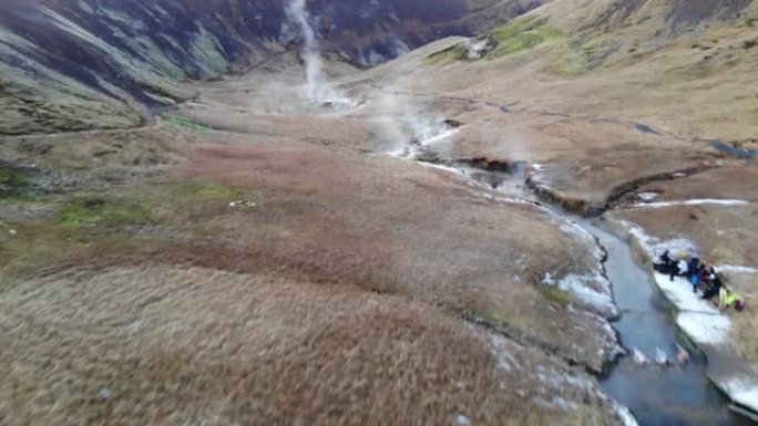 冰岛雷克雅达勒温泉温泉河